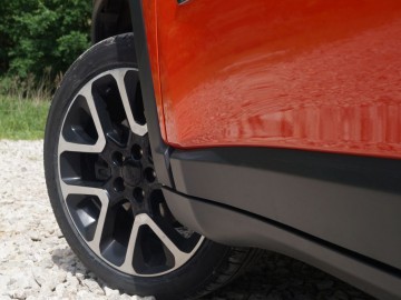 Jeep Compass II 2.0 MultiJet 4x4 MT6 140 KM &ndash; Kolejny w rodzinie